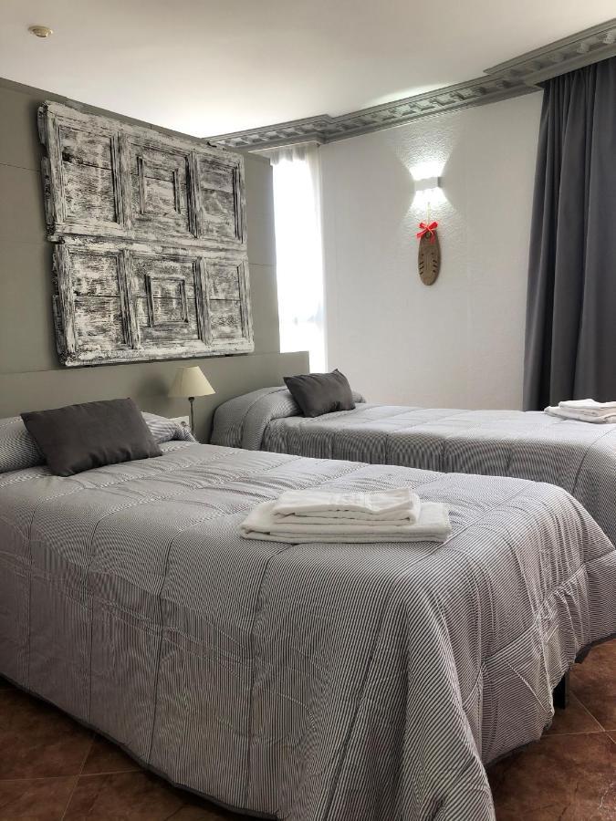 Apartamentos Los Angeles Alcañiz Kültér fotó