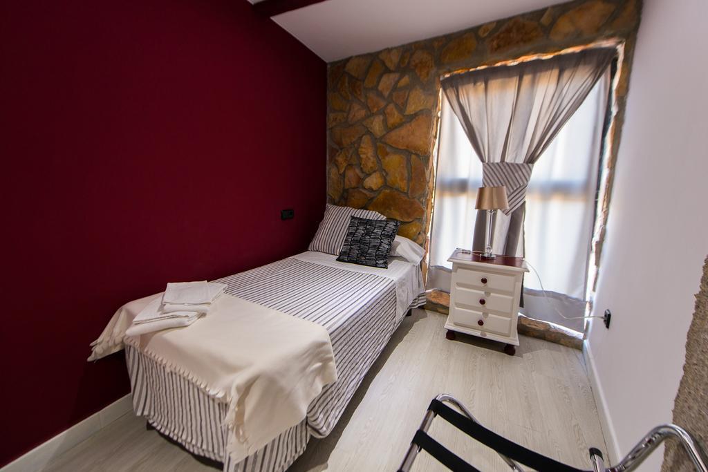 Apartamentos Los Angeles Alcañiz Kültér fotó