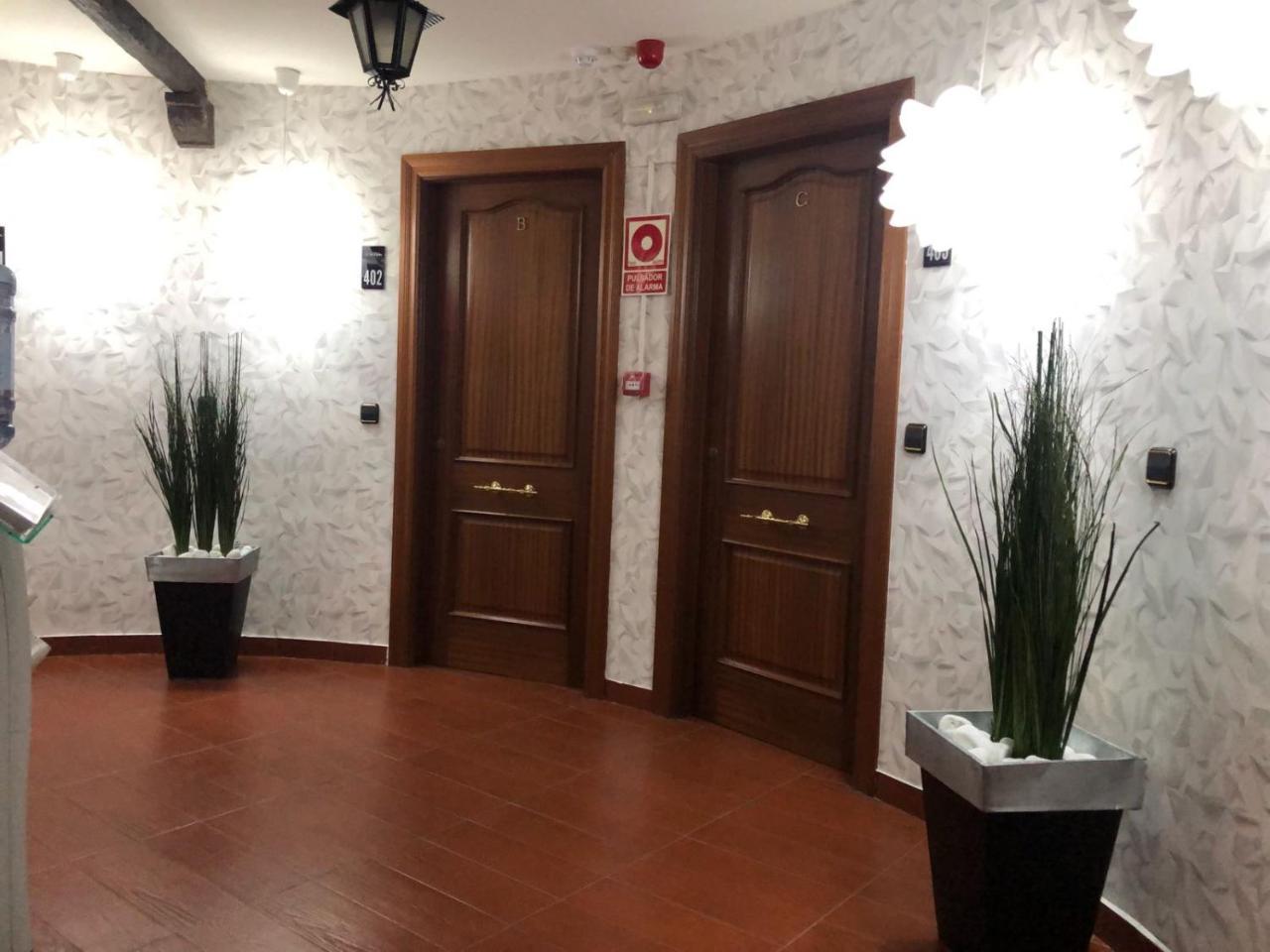 Apartamentos Los Angeles Alcañiz Kültér fotó
